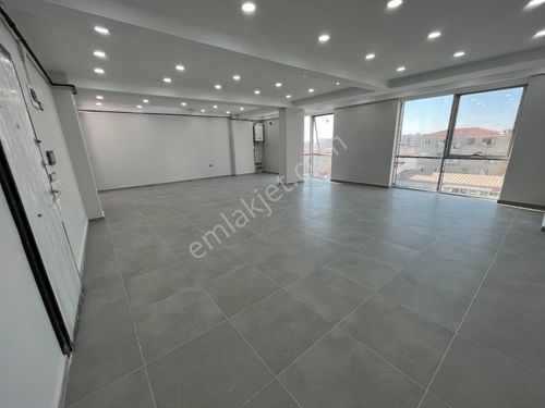 Aydın İnş. Tramvaya Cephe 170m2 Sıfır Ofis Katları