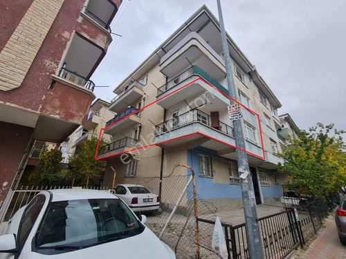 Bağlarbaşı Mahallesi Kerim Sokak Da Satılık 3+1 Daire