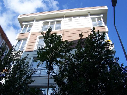 Bakırköy Zuhuratbaba Kombili Kiralık Stüdyo Daire 1+0, 40 M2.