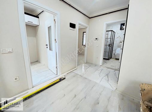 Kara'dan Metröbüs Dibinde 1+1 65 M2 Ayrı Mutfaklı Sıfır Daire