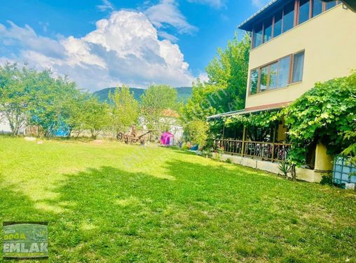 Mengen Ağalar Köyünde Peyzajı Yapılmış Full Eşyalı Satılık Villa