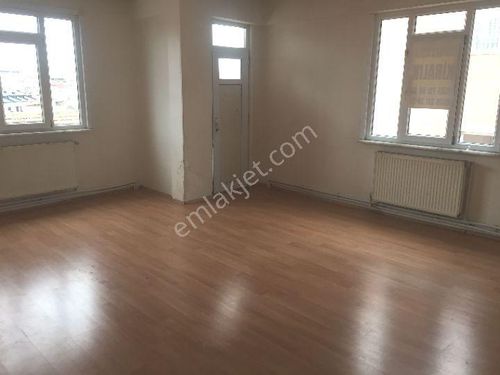 Güneştepe Mahallesinde Kiralık Daire