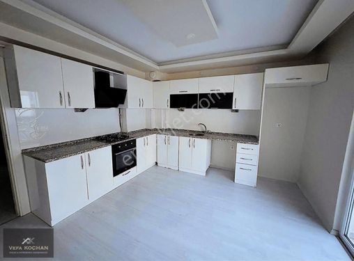 Vefa Koçhan'dan Kumlubel Mh'de 140 M2 Net 3+1 Kiralık Daire