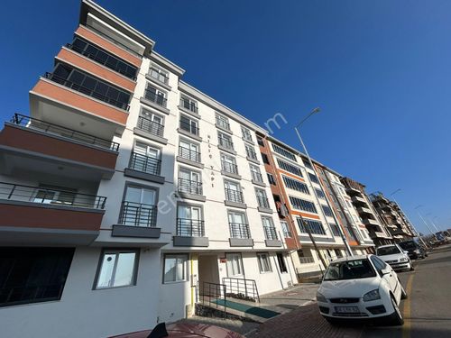 Kırşehir Kılıçlı Köprüsü Civarında Satılık Daire