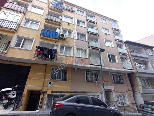 Şişli Halide Edip Tanyolu Sokakta Kiralık Ara Kat Temiz 2+1 Daire