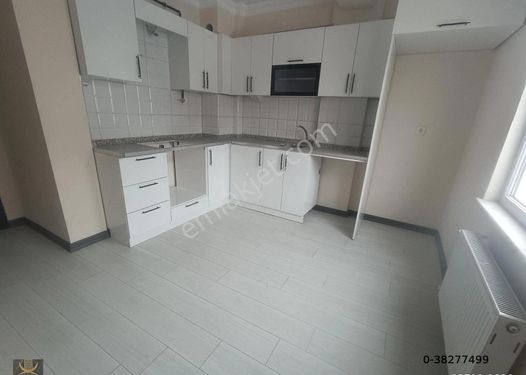 Poyraz Emlak’tan Emek Mahallesi’nde 2+1 100 M² Satılık Daire