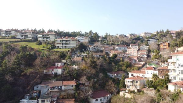 Kuruçeşme'de Boğaz Manzaralı Tarihi Köşk