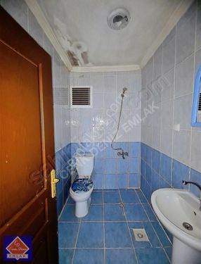 Vadikent Karşısı Köşebaşı Asansörlü Kiralık 3+1 Daire