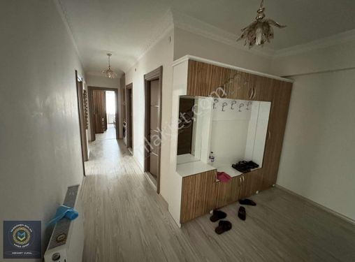 Kiralık 3+1 Çarşı Merkezde Ara Kat Daire