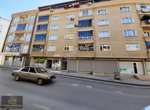 Çağan Gayrimenkulden Turan Güneş Caddesinde 2+1 Kiralık Daire