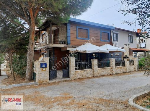 Urla Çeşmealtı Güvendik'te Plaja Yakın Eşyalı Lüx Kiralık Villa