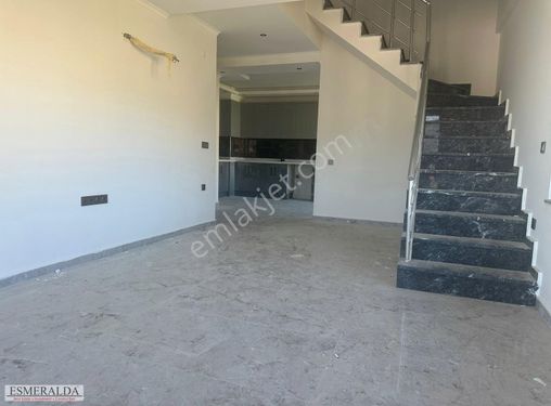 Alanya Doğa Ve Deniz Manzaralı Satılık 2+1 Dubleks Daire