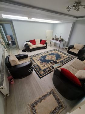 Aydınlıkevler'de 3+1 Eşyalı Kiralık Daire-taner Emlak