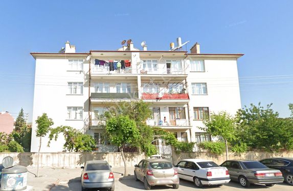 Fatih Caddesi Üzerinde Satılık 2+1 Giriş Kat Cazip Daire