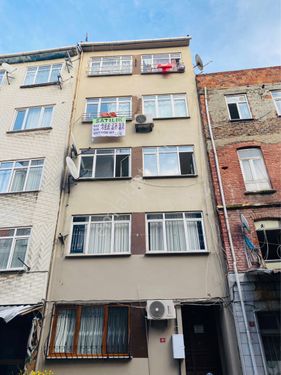 Beyoğlu Dolapdere Bostan Sokakta Satılık 2+1 Daire