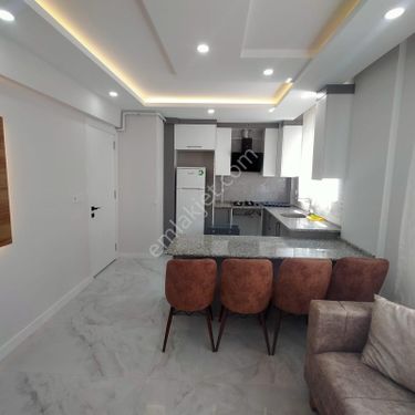 Ender Uysal Gayrimenkulden Yunusemre De Kiralık Eşyalı 2+1 Lüx Apart..