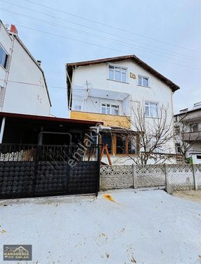 Büyükyoncalı Merkezde 3 Katlı Satılık Bina