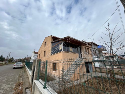 Sultandere Mah. 6+1 300m2 Satılık Villa