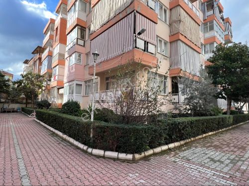 Kuşpınar Mah. Seçkinevler Sitesinde 126m2 3+1 Merkezi Sistem Isınmalı Köşebaşı Konut