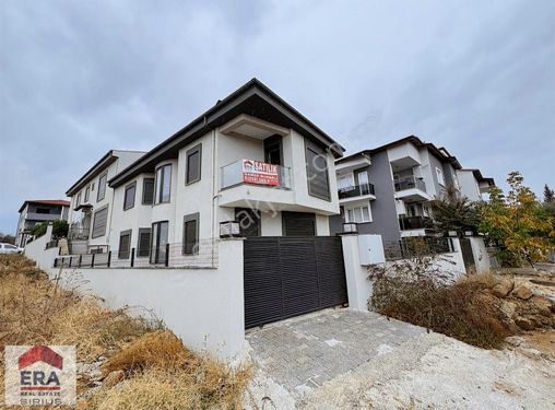 Selçukbey Mahallesi'nde Nataman Satılık Villa