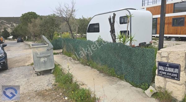 Hüseyin Öziç'den Alaçatı Yol Üzerinde Kiralık Tarla