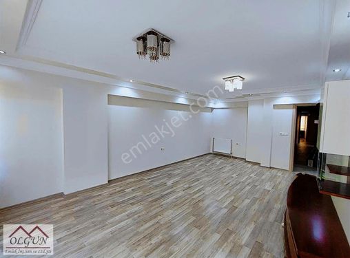 Yatağan Merkezde 165 Metre² 4 + 1