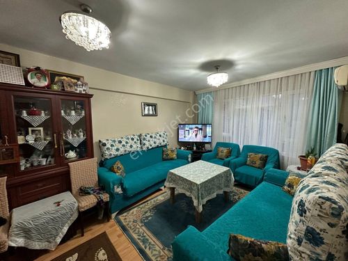 Akşenden Fatih Yayla Caddesinde 1. Kat 2+1 80m² Acilll Satılık Daire