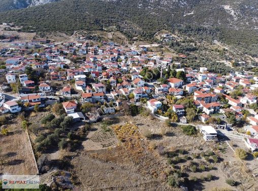 Karaburun Kösedere'de 350m²'lik Alanı İmara Giren Satılık Tarla