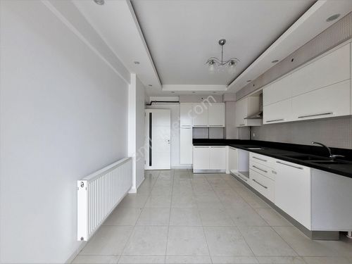 Şemiklerde Site İçi Arakat 3+1 165 M2 2 Banyolu Satılık Daire