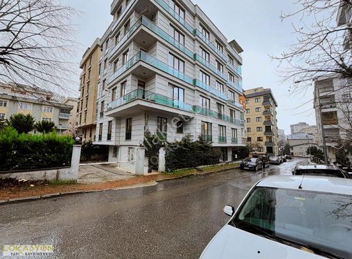 Çekmeköy Cumhuriyet Mah. Açık Otoparklı Arakat Kiralık 2+1 Daire