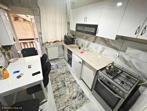 Suadiye Cad Yanı Masrafsız Çift Balkon Eşyalı Ara Kat Uygun 2+1