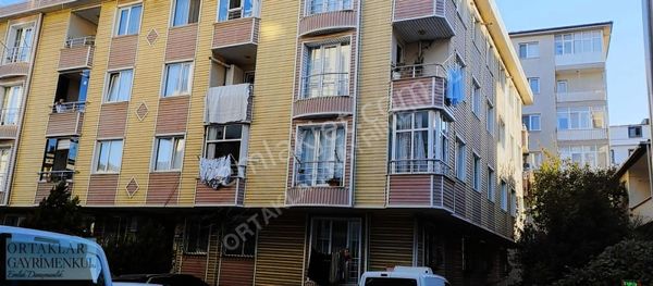 Sancaktepe Sarıgazi'de Yüksek Giriş 115 M2 Ara Kat Daire