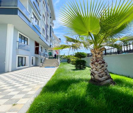 Beylikdüzü Adnan Kahveci'de 2+1 Kapalı Mutfak Site Geniş Kiralık