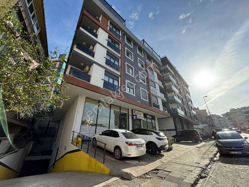 ▃turyap Bostancı▃bostancı'da Cadde Üzeri Balkonlu Sıfır 55m² 1+1