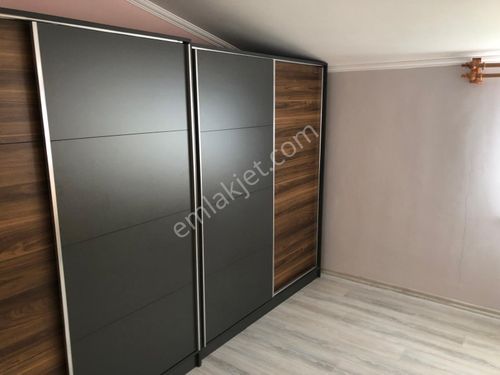 Anamur Güzelyurt Mahallesi Altınyunus Sitesinde Satılık 4+1 Tripleks Daire