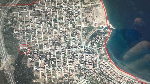 A24 Site Emlak;urla Gülbahçe Karapınar Da Deniz Manzaralı Arsa.