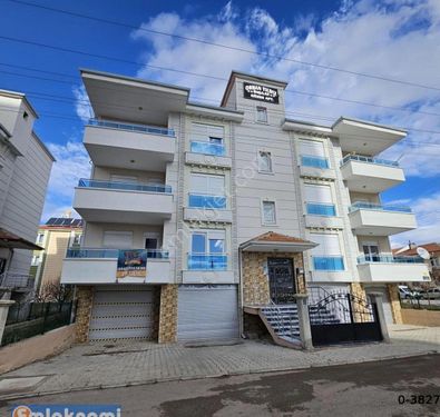 Özcan Aktaş Emlaknomi'den Satılık Siyaser Mahallesi 3+1 Bakımlı Genç Daire (49263)