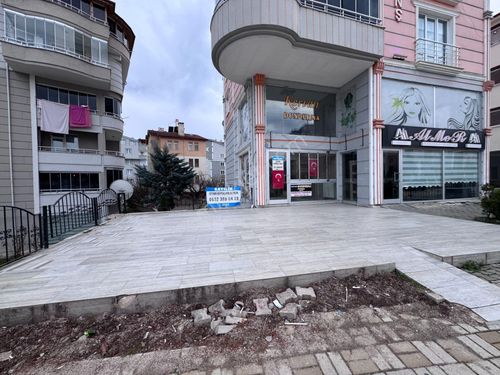 Eczane, Kafe, Yöresel Ürünler, Mini Market Olmaya Müsait 3 Katlı