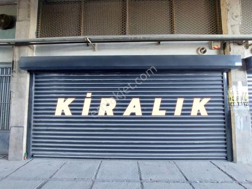 Otosansitparçacılar Sitesibüyükotoda Kiralık 108m2 Dükkan