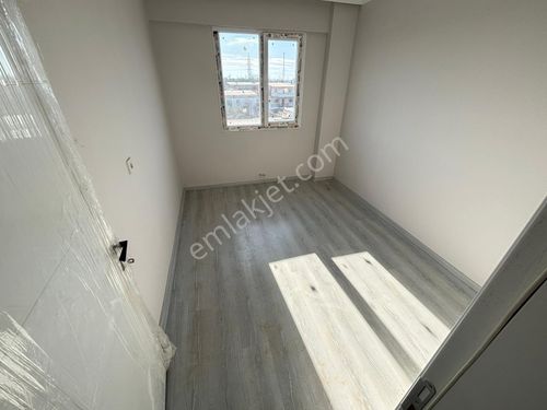 -saruhanlı İlçesi- (satılık) Yılmaz Mahallesi 3+1 125 M2 5 Katlının 2 Katı