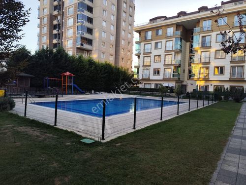 Beylikdüzü, Adnan Kahveci Mh. Site İçi Satılık 2+1 Dubleks Daire