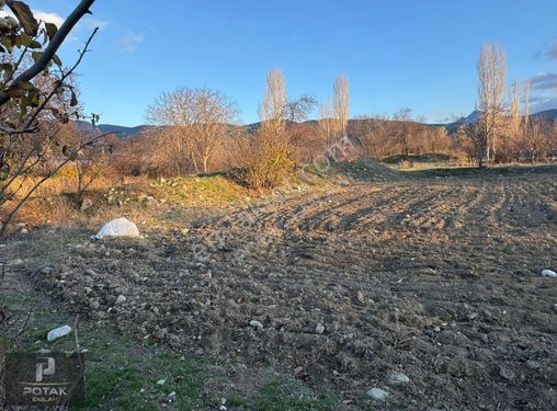 Burdur Merkez Gökçebağ'da 270m2 Satılık Arazi