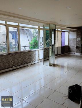 Bakırköyde Hatboyuna Paralel 80 M2 Kullanım Alanlı Dükkan