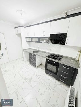 Yoldaş Inşaat'tan Kiralık 100 M2 2+1 3.kat Asansörlü Daire