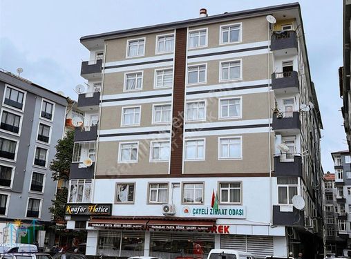 Çayeli Şehir Merkezinde Manzaralı Arakat 3+1 Daire