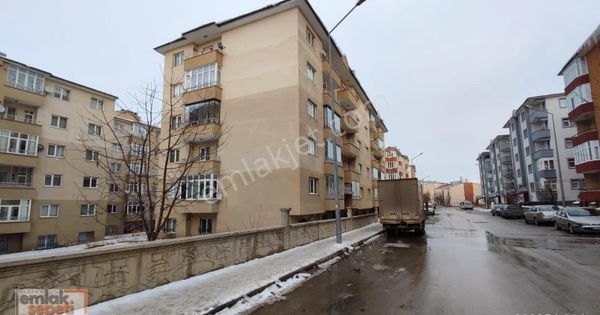 Erzurum Emlak Sepetin'den Şükrüpaşa'da Kiralık 3+1 Daire