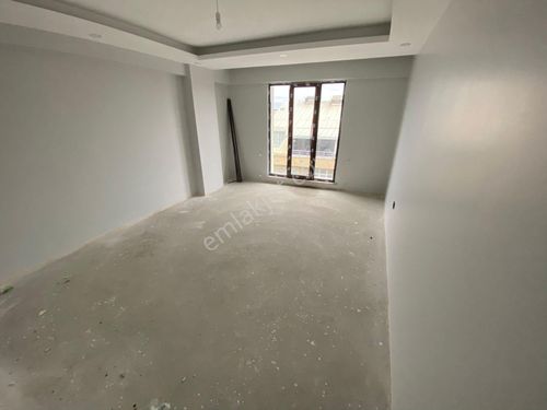 Cebeci Mah'de Hakanlar İnşaattan Satılık 2+1 90 M2 Arakat Daire