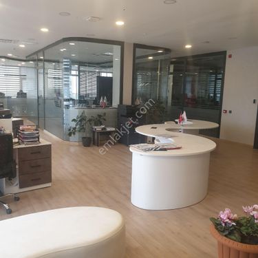 Eksen İvedik Plazada 2.kat Düz 270m2 Eşyalı Ofis