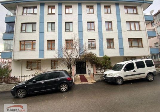 Emaks'tan / Lizbon Caddesi Paraleli /huzur / 3+1 Satılık Daire