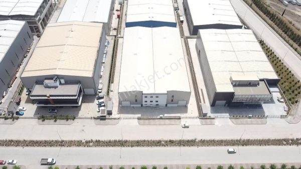 Dilovası İmes Osb'de 2700 M2+400 Kwa+sıfır Masrafsız Kiralık Fabrika